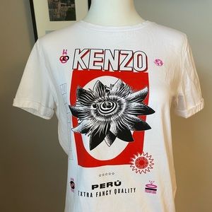 Kenzo Flower Peru T-Shirt. Like New.